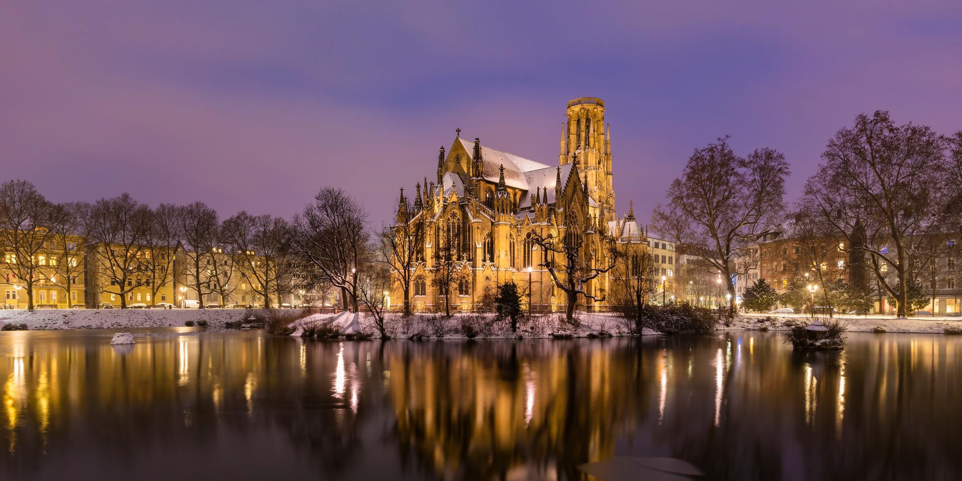 Europa, Deutschland, Baden-Württemberg, Landschaft, Architektur, Stuttgart, Kirche, Feuersee, Johanneskirche
Deutschland, Baden-Wrttemberg, Stuttgart, Stuttgart-West, Feuersee, Johanneskirche, Winter, Schnee
Deutschland, Baden-Württemberg, Stuttgart, Stuttgart-West, Feuersee, Johanneskirche, Winter, Schnee